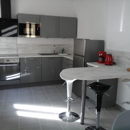 Ferienwohnung Colombe LʼIsle-sur-la-Sorgue Exterior foto